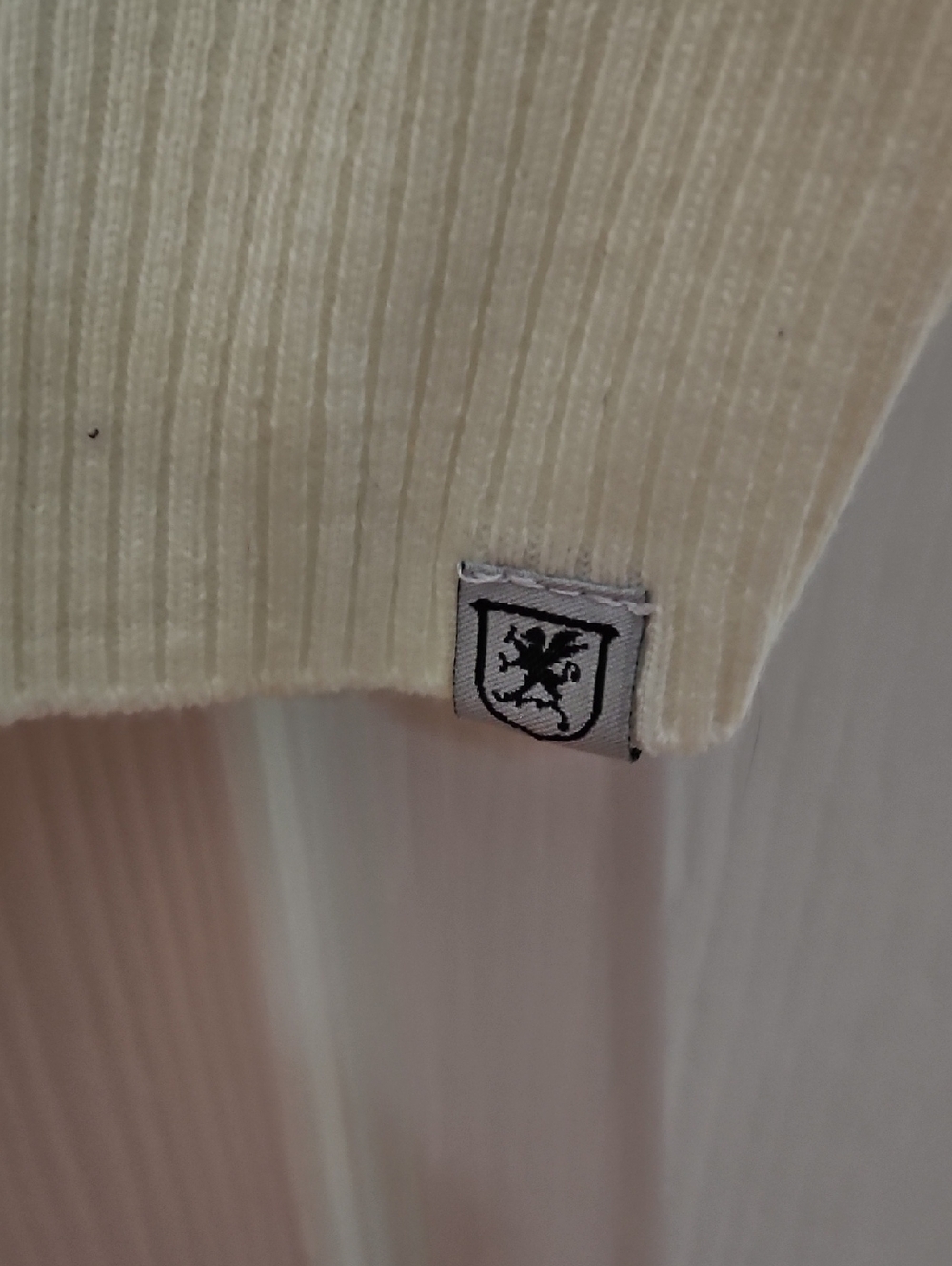 Stacy Adams Cream Knit Zip Sweater with Brown Accent - Picture 3 of 7